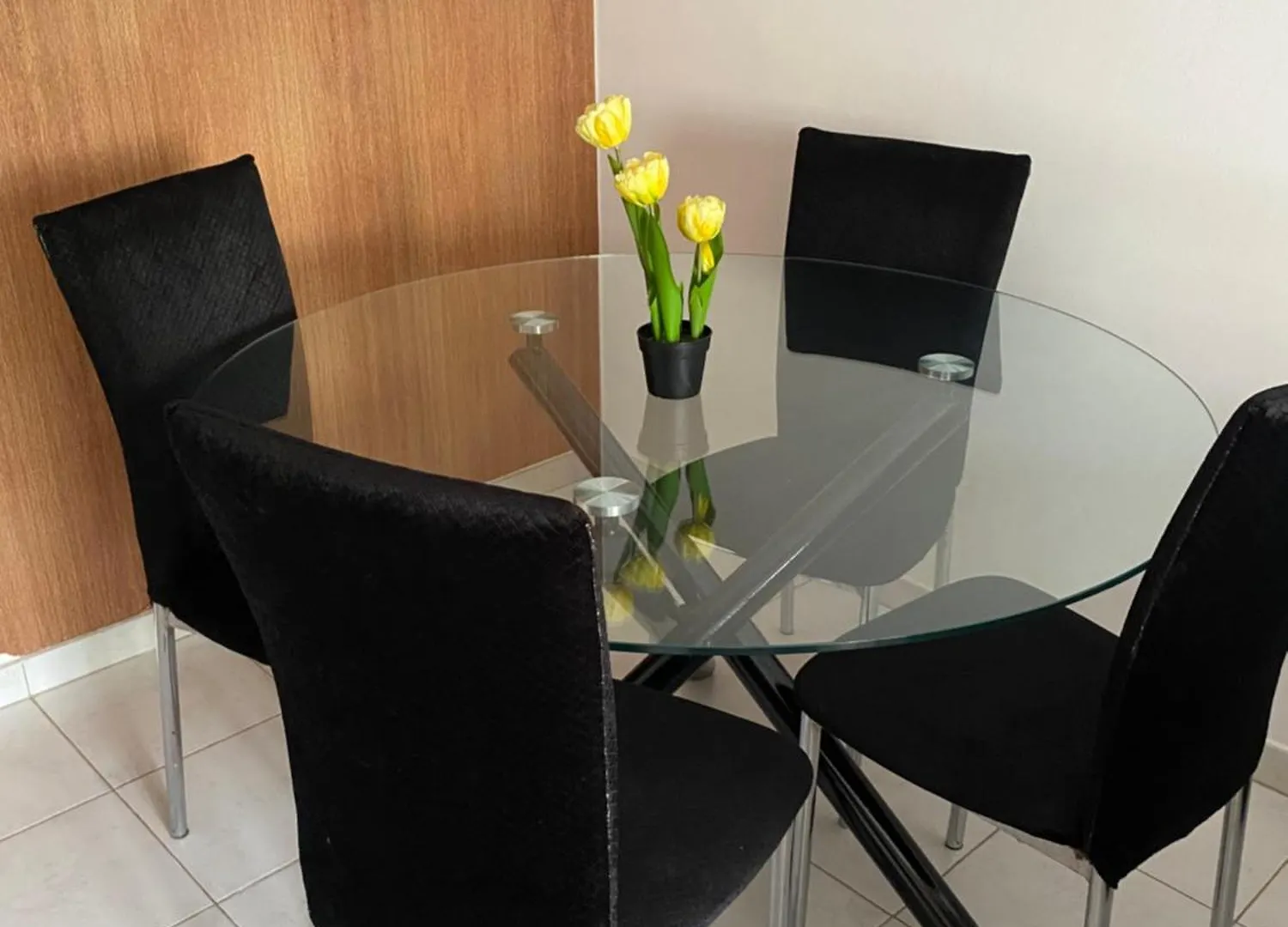Apartamento T2 Equipado E Aconchegante. Praia 0*,  Cabo Verde